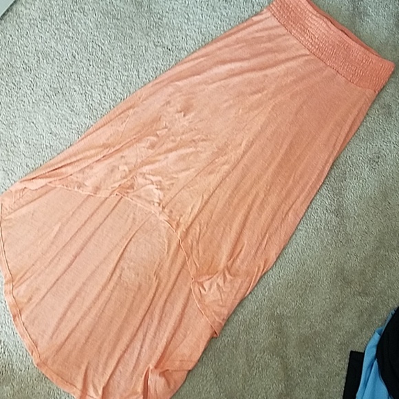 Peach high low maxi skirt - Picture 2 of 4